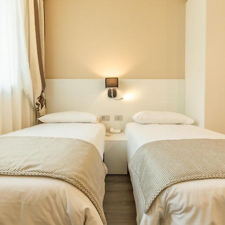 La Dolce Vita Hotel Μεντόν Εξωτερικό φωτογραφία
