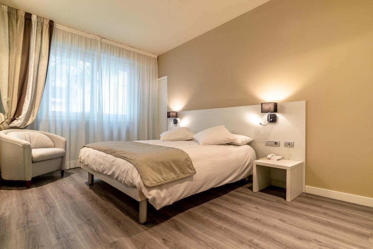 La Dolce Vita Hotel Μεντόν Εξωτερικό φωτογραφία